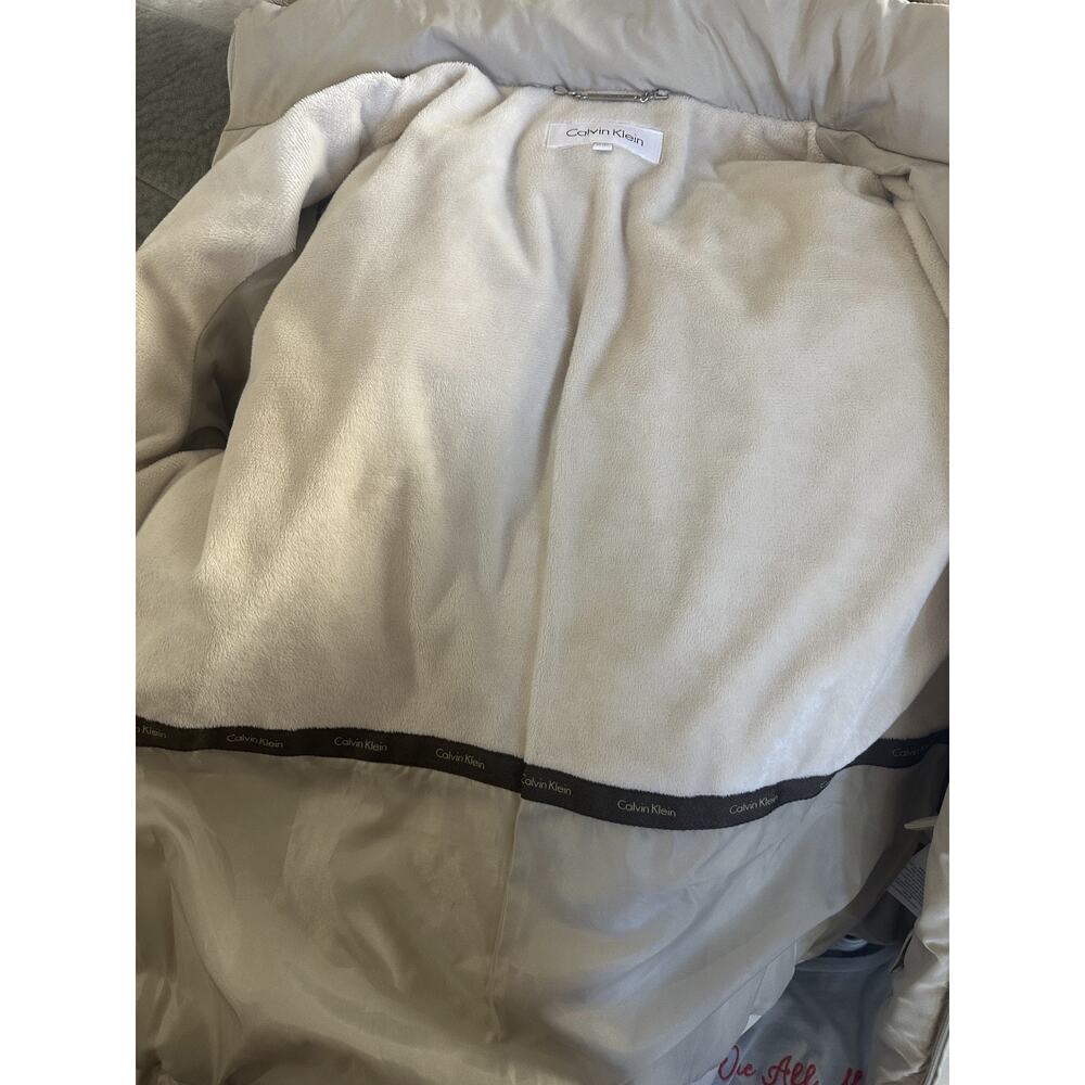 Calvin Klein Down Puffer Coat Faux Fur Hood Beige Full Zip Women's Size XL - Picture 8 of 15